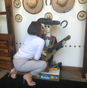 Meet your Posher, Consuelo